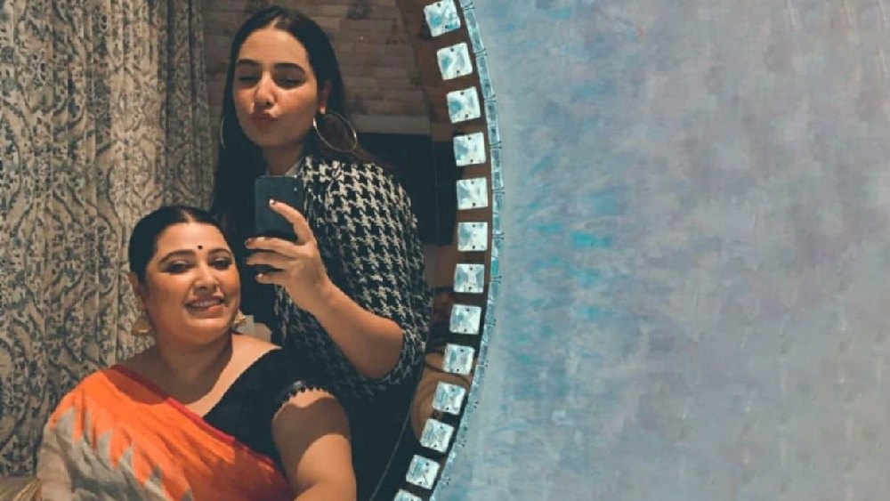 শুভ আসবে পুজোর দিন রাজকে নিয়ে। সঙ্গে ইউভান আসা মানেই সারা দিন-রাত সবাইকে হাসি-হুল্লোড়ে মাতিয়ে রাখা।
