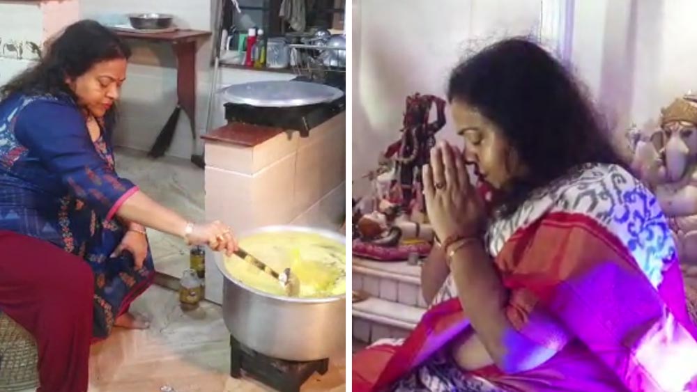 বেহালা মহারাণী ইন্দিরা দেবী রোডের বাড়িতে লক্ষ্মীপুজোয় ব্যস্ত রত্না চট্টোপাধ্যায়।