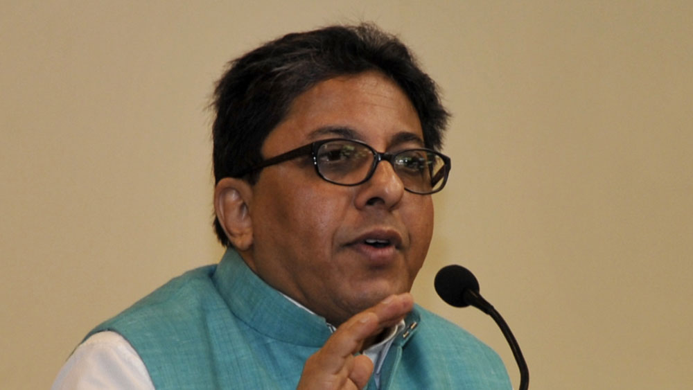 Banners on proper Bengali language: What’s Alapan Bandyopadhyay’s take on this controversy dgtl