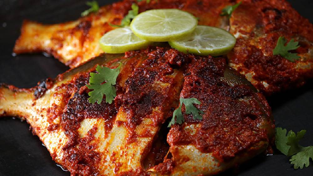 তন্দুরি স্বাদের রোস্টেড পমফ্রেট।