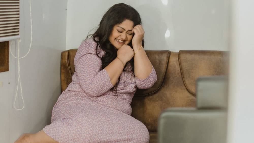 পর্দায় একরাশ ভাল লাগা বয়ে আনেন সঙ্ঘশ্রী।