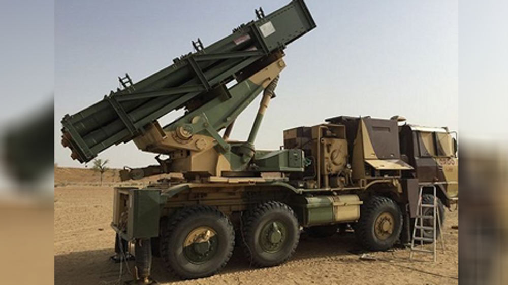 ভারতে তৈরি মাল্টিপল রকেট লঞ্চার পিনাকা। ডিআরডিও এটি তৈরি করেছে। মাত্র ৪৪ সেকেন্ডে একসঙ্গে ৭২টি ক্ষেপনাস্ত্র ছুড়তে সক্ষম পিনাকা।