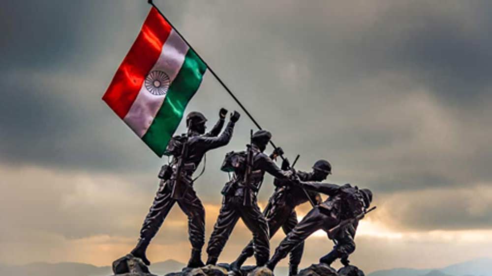 এর আরও উন্নত সংস্করণ আনতে ইতিমধ্যেই কাজ শুরু করেছে ডিআরডিও। ইজরায়েল মিলিটারি ইন্ডাস্ট্রিস-এর সঙ্গে যৌথ ভাবে এর উন্নয়নে কাজ চালাচ্ছে ডিআরডিও।