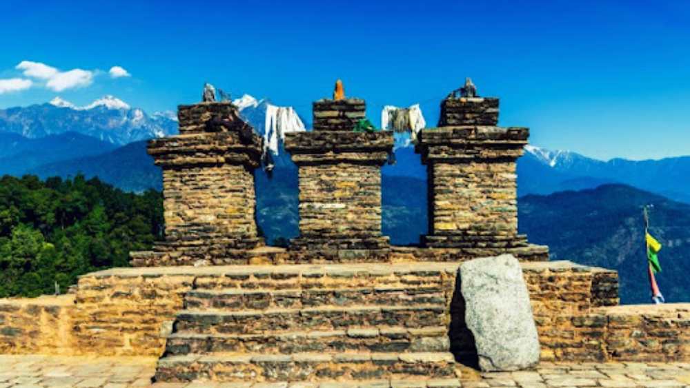 পেলিং: ভিড় থেকে অনেক দূরে, পাহাড়ের শান্ত পরিবেশে দীপাবলি কাটাতে চান? তা হলে সিকিমের এই শহর আপনার জন্য একেবারে আদর্শ।