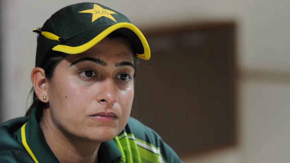 কোহলীর প্রশংসা করেছেন পাক মহিলা ক্রিকেট দলের প্রাক্তন অধিনায়ক সানা মির।