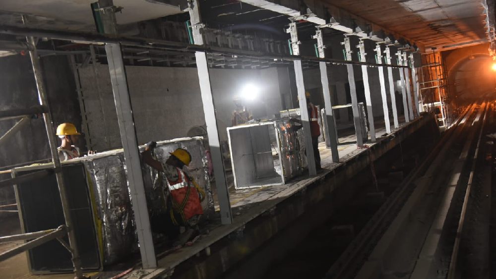 মূল কাজ প্রায় শেষ। আপাতত স্থাপত্য সংক্রান্ত চলছে। এ ছাড়া বিদ্যুতের বেশ কিছু কাজও বাকি রয়েছে। সেই কাজই চলছে এখন। 