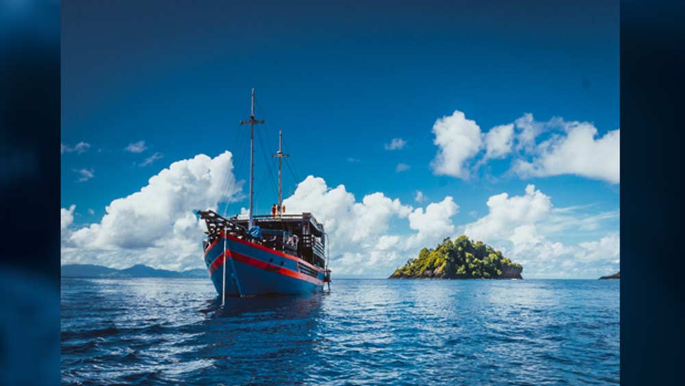 সময়ের থেকে অনেকটাই এগিয়ে ছিল এই সভ্যতা। তাঁদের ব্যবহার্য বাসনপত্র, তাঁদের ভাস্কর্য দেখে তা জেনেছেন প্রত্নত্তত্ববিদরা। পাশাপাশি আরও একটি বিষয় তাঁরা জানতে পারেন। ভারতীয় হিন্দু সভ্যতার সঙ্গে অনেক সাদৃশ্য ছিল এই সভ্যতার। বিশেষ করে হিন্দু ধর্মের সঙ্গে অনেক মিল খুঁজে পেয়েছেন তাঁরা।