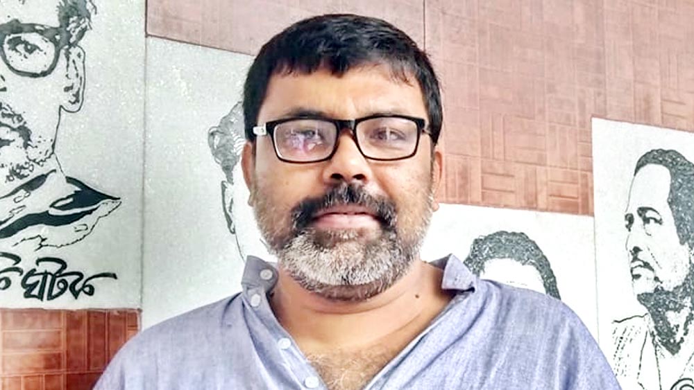 ‘‘ওয়েব সিরিজের ক্ষেত্রে থোড় বড়ি খাড়া, খাড়া বড়ি থোড়’’, অকপট প্রদীপ্ত।