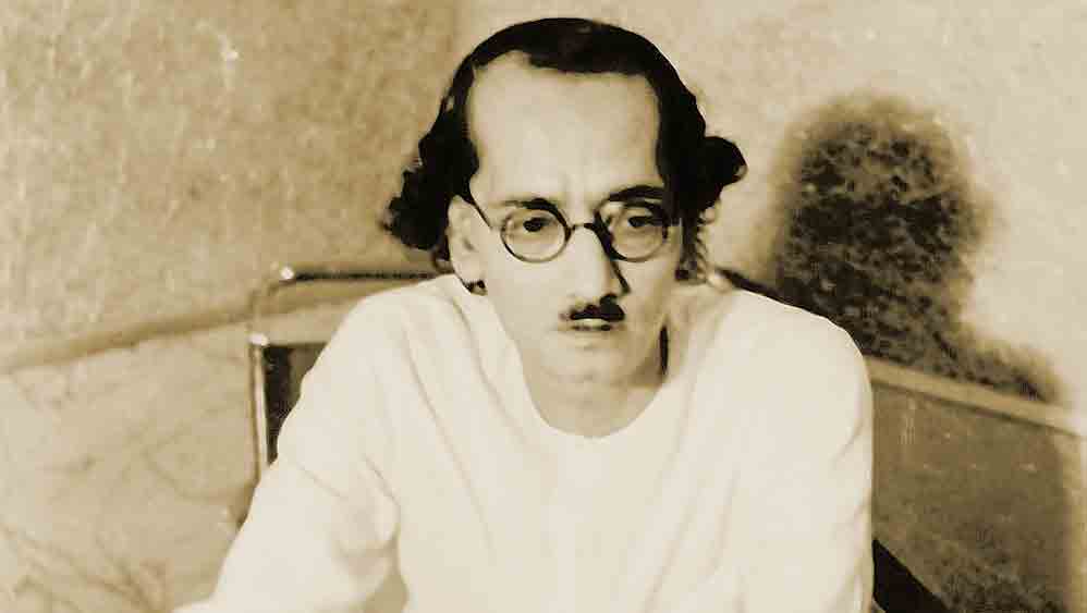 column on works of Hemendrakumar Roy Anandabazar