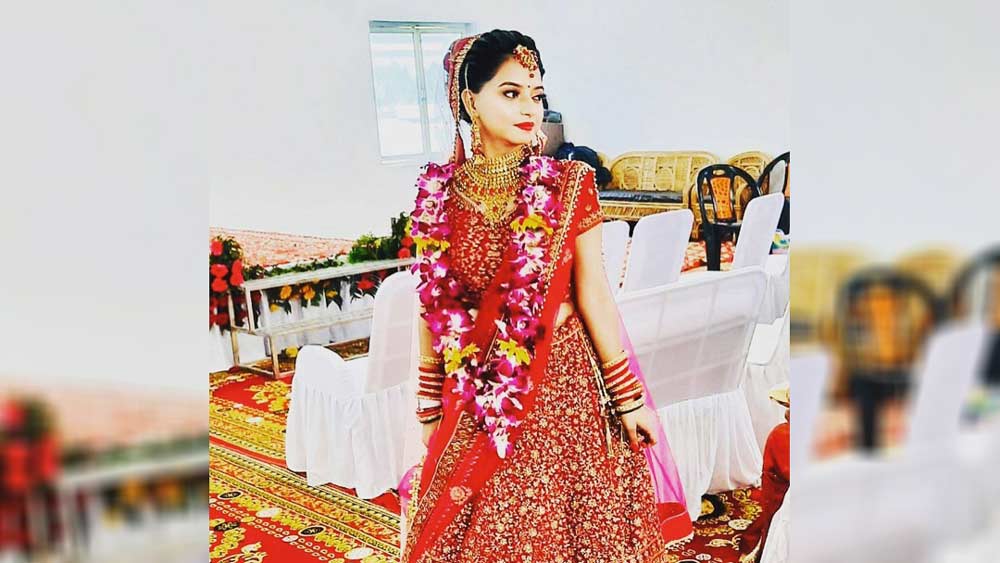 পূজা এখন গুজরাতে কর্মরত। ২০২১-এর ১৮ ফেব্রুয়ারি আইএএস বিকল্প ভরদ্বাজের সঙ্গে বিয়ে হয় তাঁর। বিকল্প ২০১৬ সালে কেরলে আইএএস হিসাবে কাজে যোগ দিয়েছিলেন। বিয়ের পর তিনিও গুজরাতে বদলি নিয়েছেন।