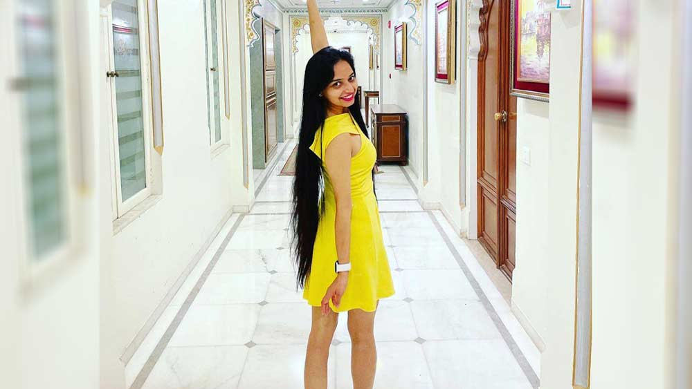 বরাবরই মেধাবী ছিলেন। তাই ছোট থেকেই কেরিয়ার নিয়ে আত্মবিশ্বাসী ছিলেন পূজা। তা বলে জীবনে প্রথম থেকেই সব কিছু মসৃণ ছিল না। পরিবারের সমর্থন সব সময়ই পেয়ে এসেছিলেন। কিন্তু পরিবারের আর্থিক অবস্থা ভাল ছিল না। তাই একটা ময়ের পর নিজের পড়াশোনার খরচ নিজেকেই বহন করতে হয়েছিল।