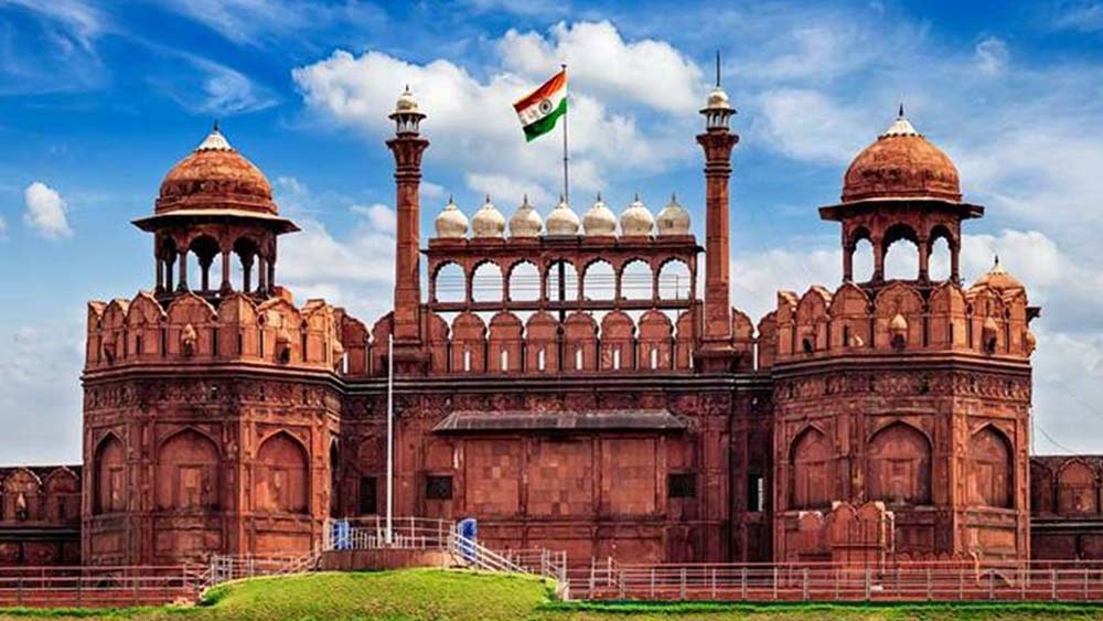 দিল্লি বিধানসভা থেকে লাল কেল্লার দূরত্ব সাড়ে পাঁচ কিলোমিটারের কিছু বেশি। অনুমান, সুড়ঙ্গটিও ততটাই লম্বা হবে।