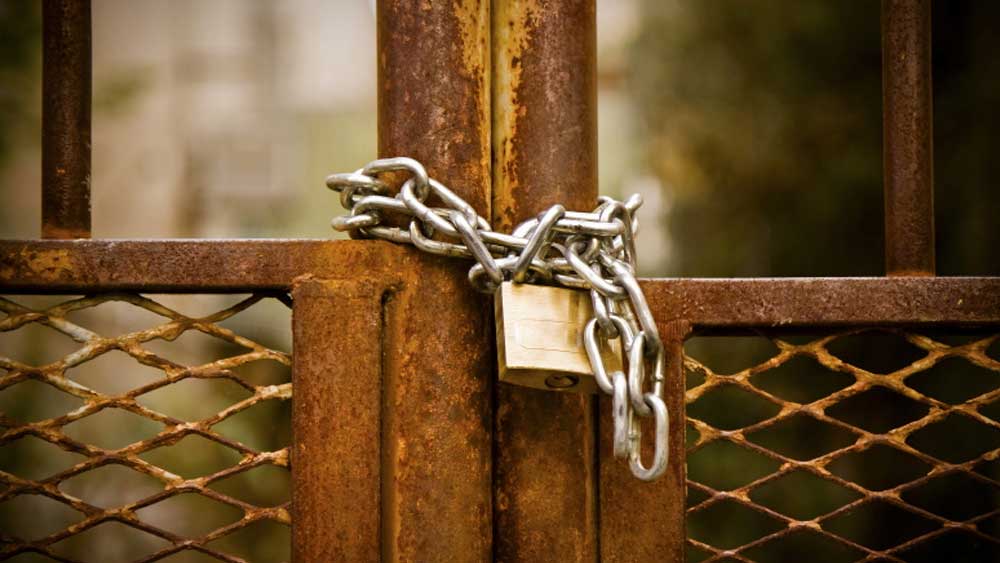 অতিমারি কালে বন্ধ হয়েছে বহু কলকারখানা