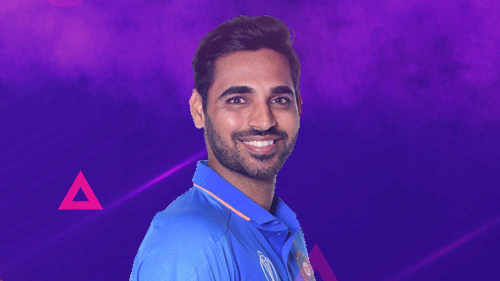 ভুবনেশ্বর কুমার: এই মুহূর্তে টি টোয়েন্টি বা একদিনের আন্তর্জাতিক, ভুবনেশ্বর কুমারের বদলি পাওয়া কঠিন। বলের উপর যেমন নিয়ন্ত্রণ, তেমনই ধারাবাহিক ভাবে স্লোয়ার দিয়ে ব্যাটসম্যানের ছন্দ নষ্ট করা, ভুবি ভারতের অন্যতম সেরা বোলার। তাঁর দিকে তাকিয়ে গোটা দেশ।