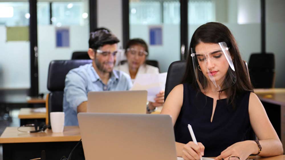 উৎসবের মরসুম শেষ হলেই তাই কর্মীদের ছুটি দেওয়ার সিদ্ধান্ত নিয়েছে সংস্থাটি। কর্তৃপক্ষের বিশ্বাস, মন ভাল থাকলে তার সুফল মিলবে কাজেও।