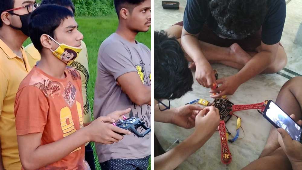 নিজেদের তৈরি ড্রোন ওড়াচ্ছেন অভিরূপরা। 