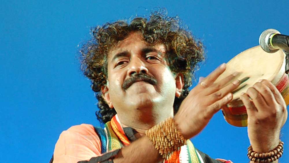 কালিকাপ্রসাদ নেই, তা আজও ভাবতে পারেন না ঋতচেতা।