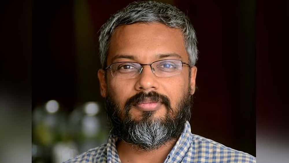 বৈভব গুপ্ত। উড়ান-এর আরও এক সহ-প্রতিষ্ঠাতা। সম্প্রতি সংস্থার সিইও পদে যোগ দিলেন তিনি। বৈভবও দিল্লি আইআইটি থেকে পাশ করেছেন। তার পর ভার্জিনিয়া বিশ্ববিদ্যালয় থেকে এমবিএ করেছেন। উড়ান-এর আগে তিনিও ফ্লিপকার্ট-এ যোগ দিয়েছিলেন।