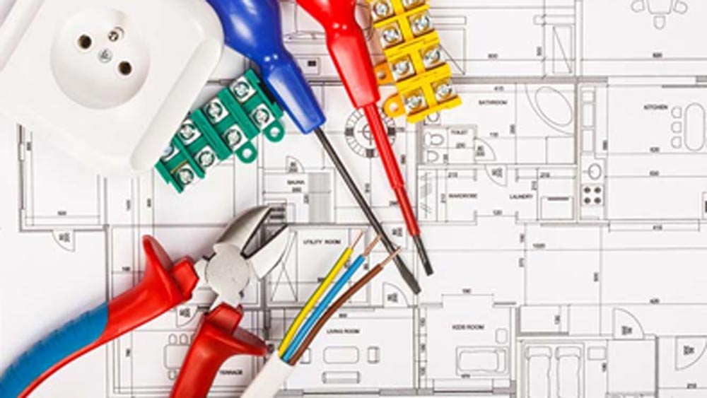 এগিয়েছিলেন বলেই এক সময় তাপ পরিবহণ সংক্রান্ত যন্ত্রপাতি তৈরির ব্যবসাতেও পসার জমিয়েছিলেন। কিন্তু এই ব্যবসায় বেশি দিন তাঁর থাকতে ইচ্ছা করল না। নতুন কিছু শুরু করতে চাইছিলেন তিনি।