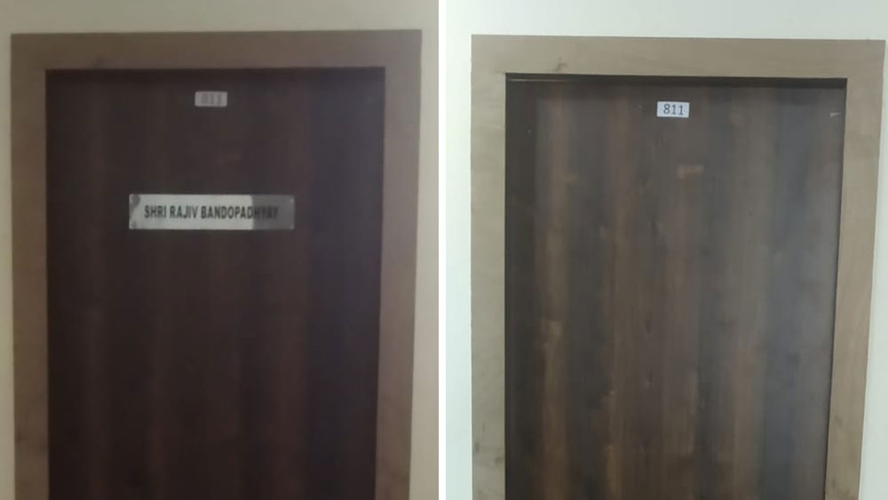 উপড়ে ফেলা হয়েছে রাজীবের নেমপ্লেট।