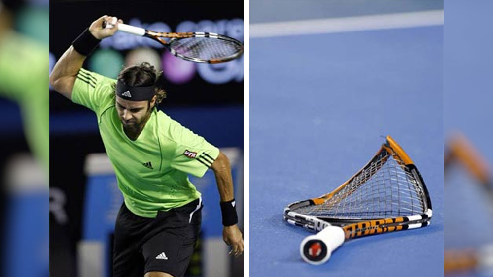 ফার্নান্দো গঞ্জালেজ: র‌্যাকেট ভাঙার ব্যাপারে সব থেকে উপরের দিকে থাকবেন ইনি। প্রায় প্রতি ম্যাচে র‌্যাকেট ভাঙা ছিল যেন নিয়মিত কাজ।