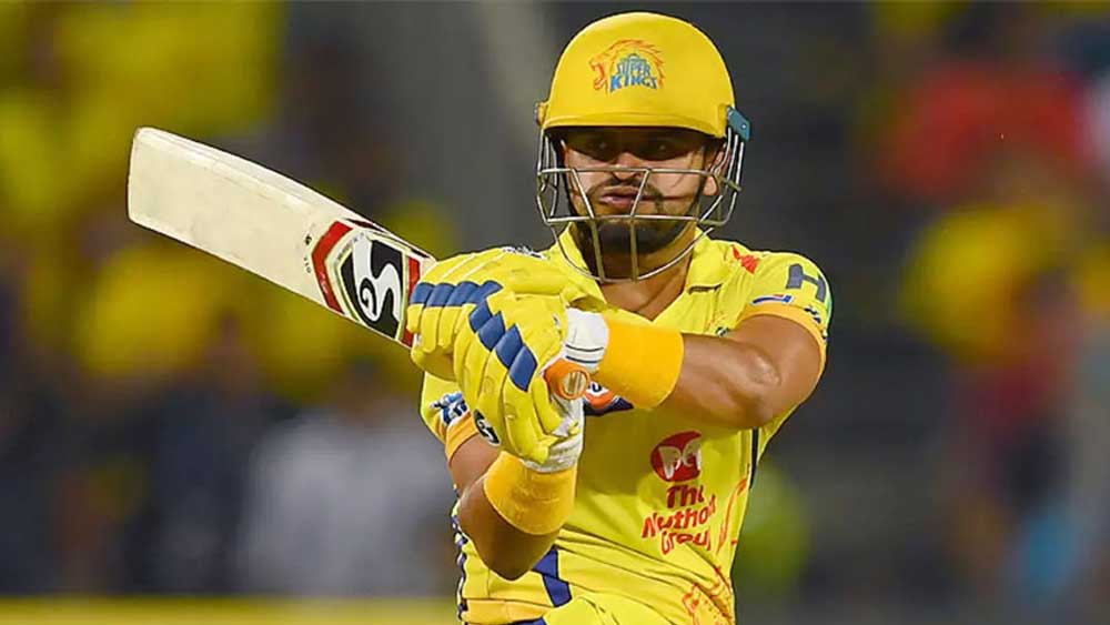 চার নম্বরে শাকিবের পছন্দ সুরেশ রায়না। রোহিতের পর মাত্র দ্বিতীয় ক্রিকেটার হিসেবে ২০০ আইপিএল ম্যাচ খেলা রায়নার মোট রান ৫৪৯১। তিনি রয়েছেন তিন নম্বরে।