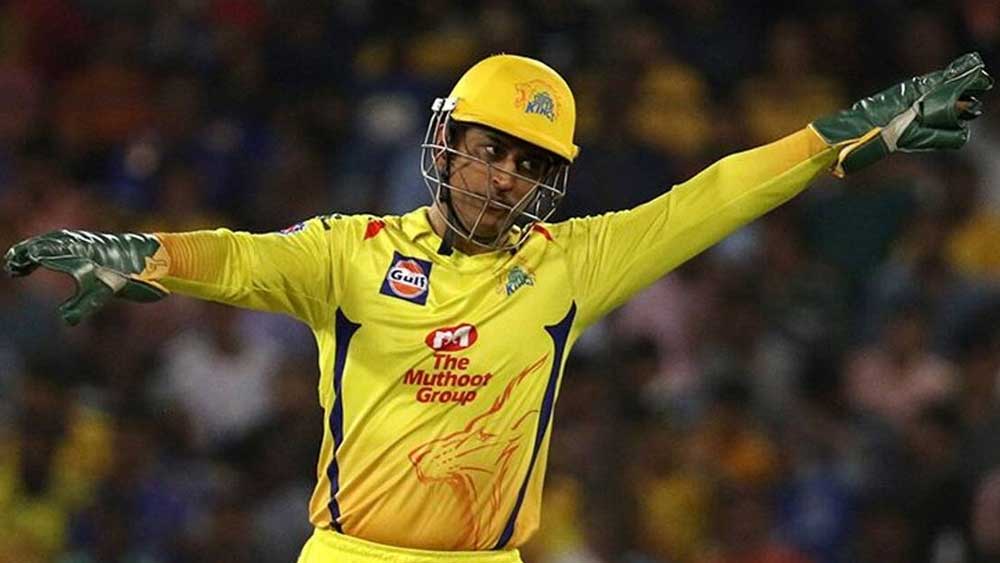 ছয় নম্বরে নামবেন মহেন্দ্র সিংহ ধোনি। তিনিই এই দলের অধিনায়ক। আট বার চেন্নাই সুপার কিংসকে ফাইনালে তুলে তিন বার চ্যাম্পিয়ন করেছেন ধোনি। ৪০.২৫ গড় এবং ১৩৬.৬৪ স্ট্রাইক রেটে ধোনির ৪৬৬৯ রান রয়েছে।