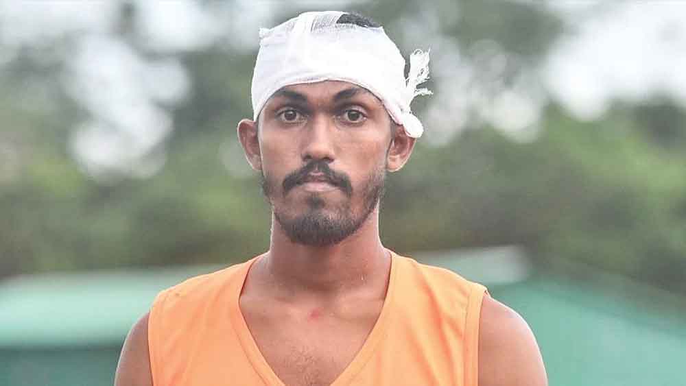  পিয়ারলেস স্পোর্টস ক্লাব। আকাশ মুখোপাধ্যায়।