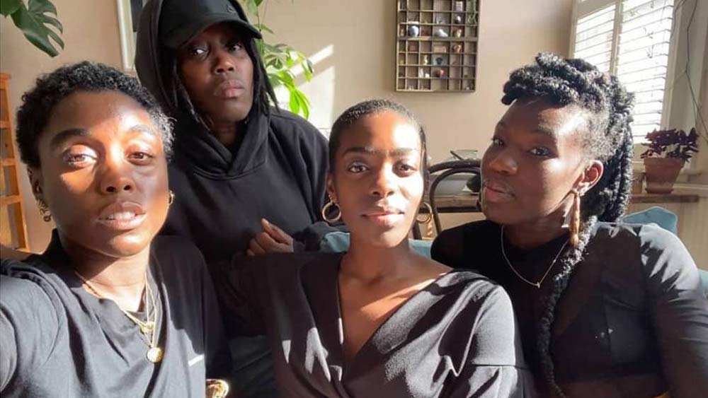 জেমস বন্ড সিরিজ-এ লাসানাকে দেখা যাবে আগেই। সেপ্টেম্বরে মুক্তি পেতে চলেছে এই সিরিজ-এর ‘নো টাইম টু ডাই’। তাতে ৩৩ বছরের লাসানাকে এমআই ৬ এজেন্টের ভূমিকায় দেখা যাবে।