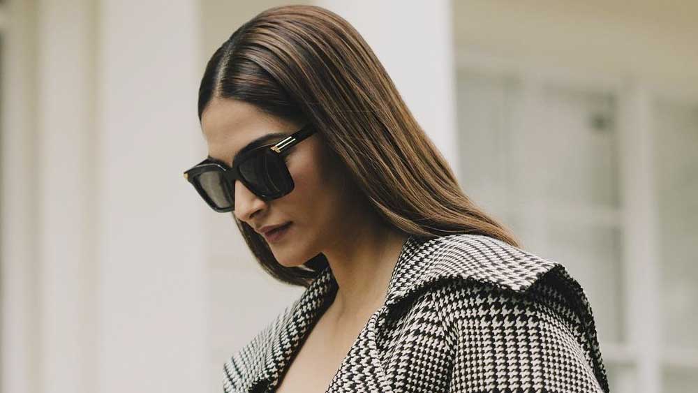 সোনম কপূর।