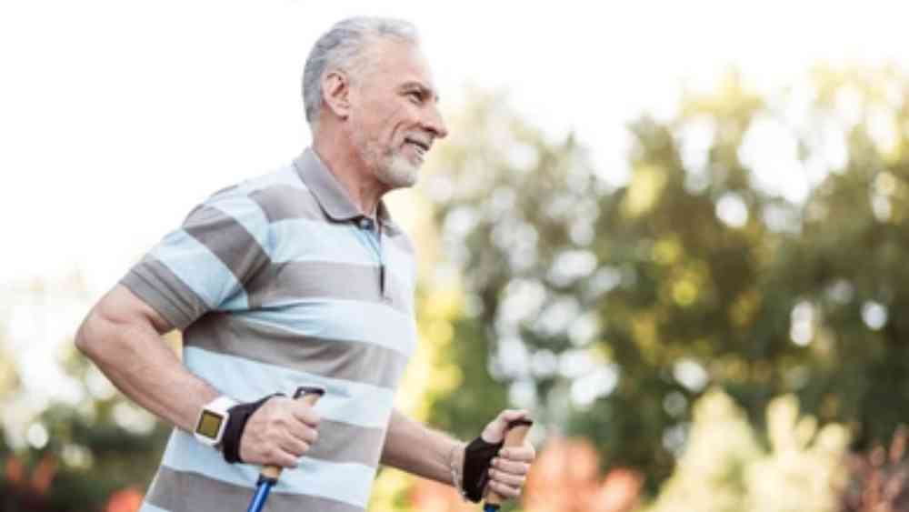 ৫০ পেরিয়ে শরীরচর্চা শুরু করতে চলেছেন? কোন কোন ব্যায়াম এড়িয়ে যাবেন