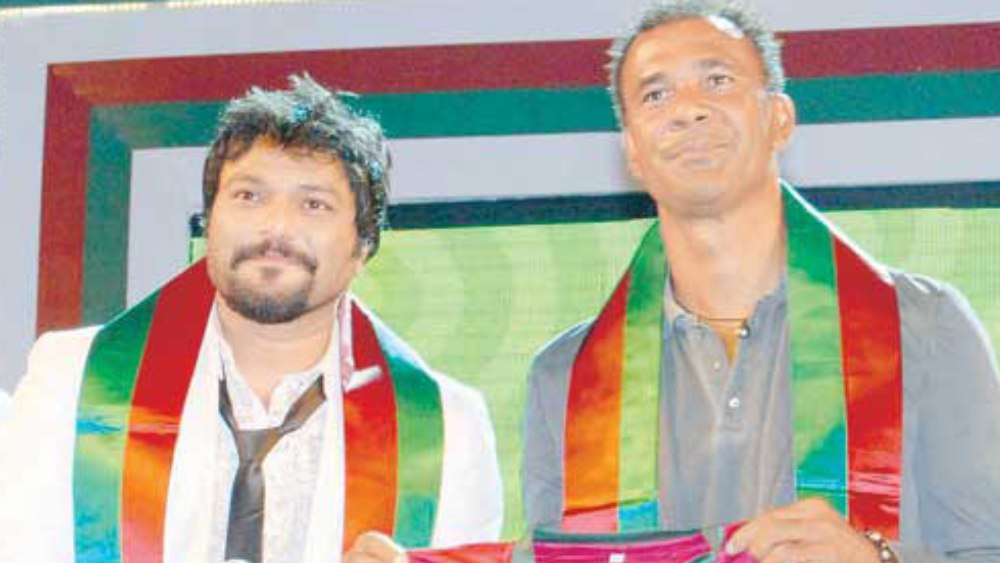 রুড খুলিটের সঙ্গে বাবুল