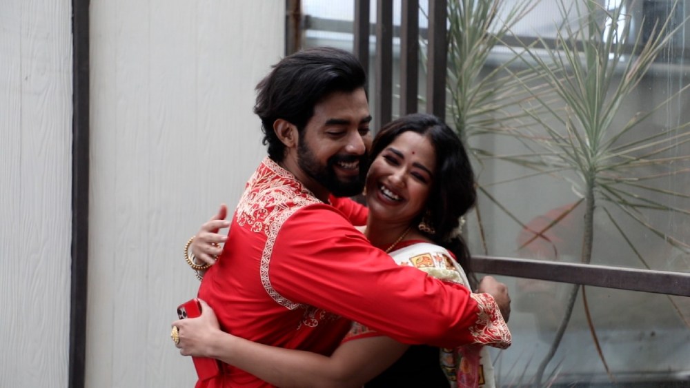 ‘‘প্রত্যেক মানুষের জীবনে শূন্য জায়গা থাকে। আমার সেই শূন্য জায়গা সোহিনী ভরিয়েছে’’ বললেন রণজয়।