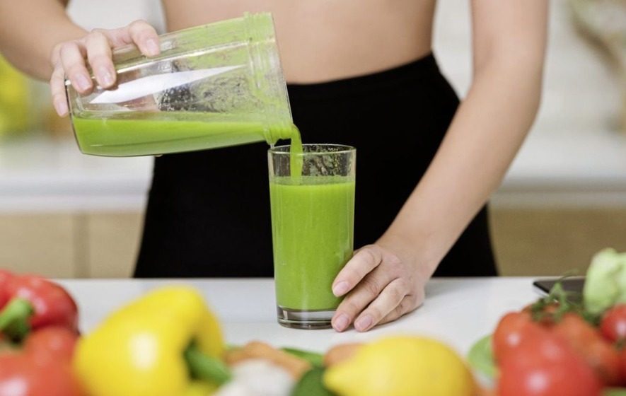 ওজন কমানোর প্রথম ধাপই হল সকালে ভারী জলখাবার খাওয়া।