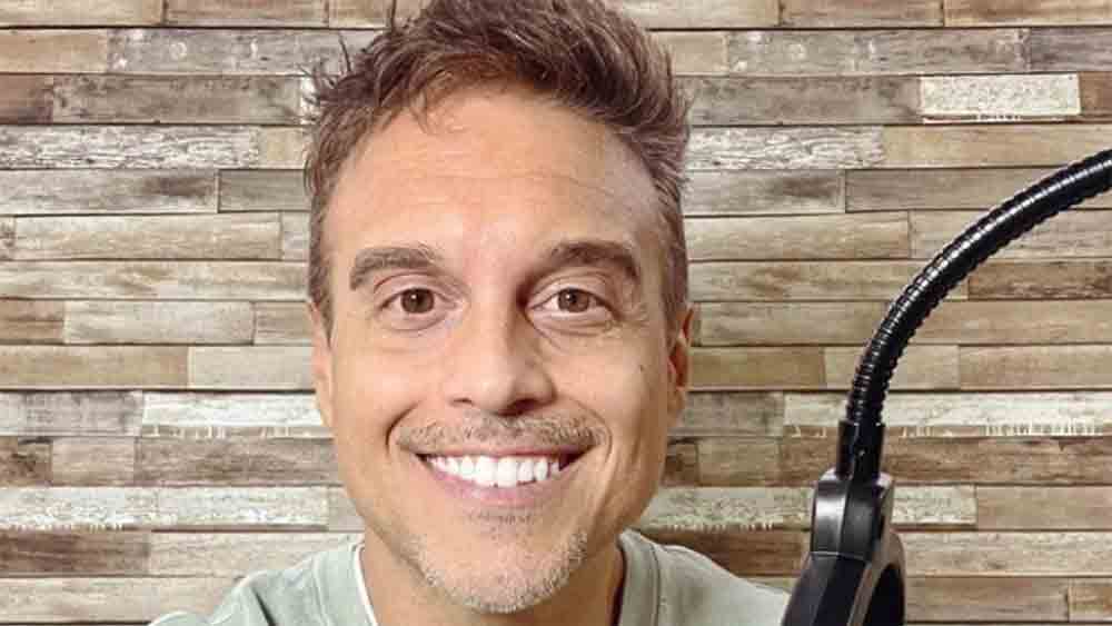 তিনি যে পর্ন ছবিতে অভিনয় করতেন, তা স্বীকার করার পরেও তাঁকে হেয় করেননি হোপ। সংবাদমাধ্যমে এ কথা জানিয়েছেন জশুয়া। পরের সপ্তাহান্তে দু’জনে একসঙ্গে গির্জায় যান। 