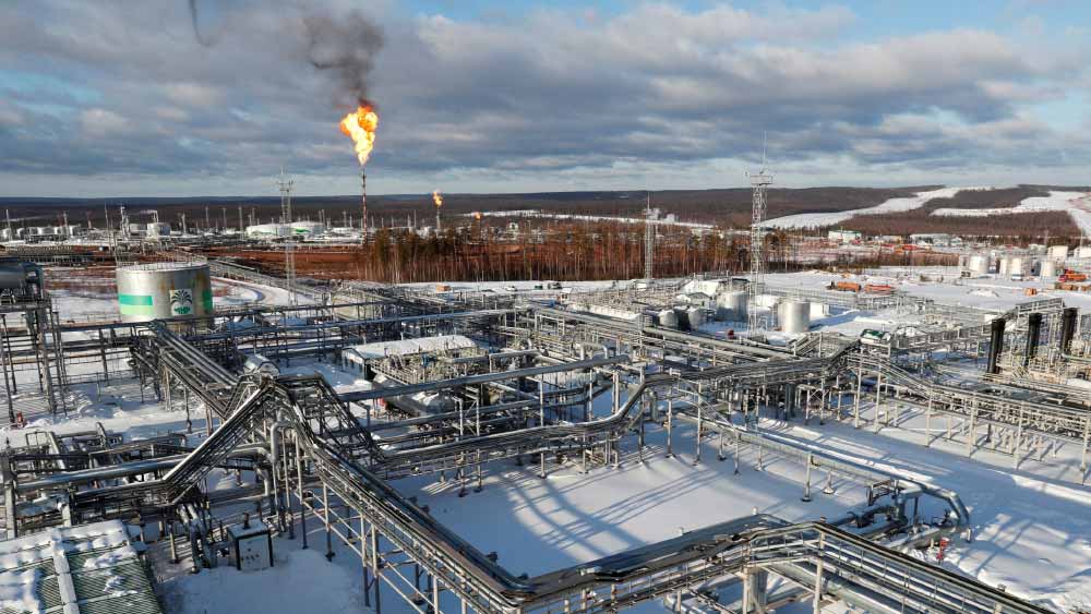 জনৈক আমেরিকান সেনেটর একদা রাশিয়াকে বর্ণনা করেছিলেন ‘রাষ্ট্রের ছদ্মবেশে এক গ্যাস-স্টেশন’ হিসেবে!