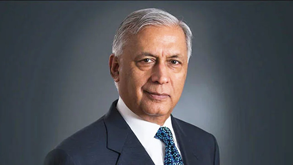 এর পর প্রধানমন্ত্রী মনোনীত হন শওকত আজিজ। মোশারফের ডান হাত হিসেবে পরিচিত ছিলেন শওকত। তিনি তিন বছর ক্ষমতায় থাকার পর নিজে থেকেই সরে যান। তবে শওকতের আমলে পাক অর্থনীতির ব্যাপক উন্নতি হয় বলে মনে করা হয়।