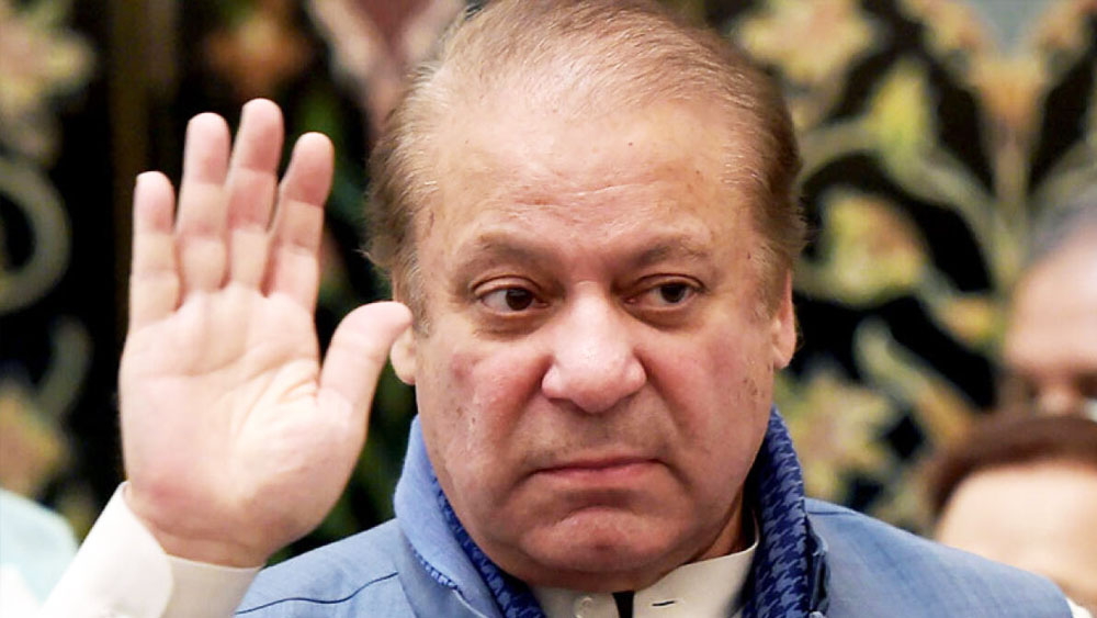 এর পর ২০১৩ সালে ফের ক্ষমতায় ফেরেন আগে দু’বার প্রধানমন্ত্রীর আসনে বসা নওয়াজ। তবে তৃতীয় বারে চার বছরের ৫৩ দিনের জন্য ক্ষমতায় ফেরেন তিনি। তবে ২০১৭ সালে পানামা পেপার দুর্নীতিতে যুক্ত থাকার অভিযোগে তাঁকে ক্ষমতাচ্যূত করে সুপ্রিম কোর্ট। সুপ্রিম কোর্ট ২০১৮ সালে তাঁকে ১০ বছরের জন্য কারাবাসে পাঠানোরও নির্দেশ দেয়।