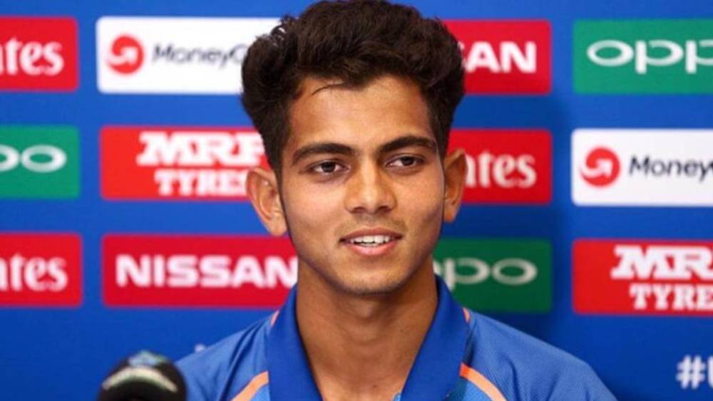 কমলেশ নাগারকোটি: বেশ কয়েক বছর নাইটদের দলে কাটানোর পরে এ বার ১ কোটি ১০ লক্ষ টাকায় তাঁকে কিনেছে দিল্লি ক্যাপিটালস। তবে প্রথম ম্যাচে মুম্বই ইন্ডিয়ান্সের বিরুদ্ধে মাত্র ২ ওভারে ২৯ রান দেন। পরের ম্যাচে আর সুযোগ পাননি।