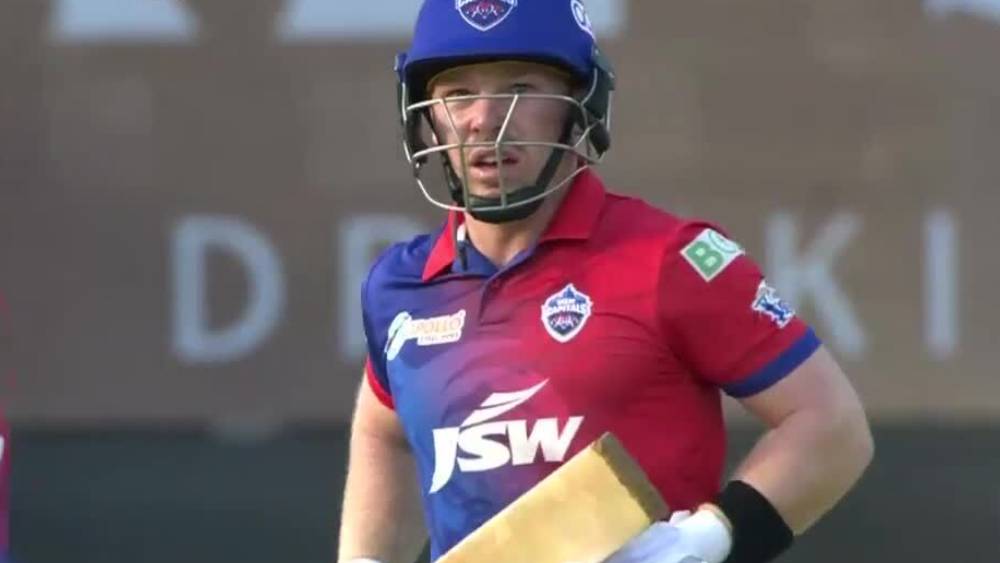 টিম সেইফার্ট: কলকাতার হয়ে তেমন সুযোগ না পেলেও দিল্লি ৫০ লক্ষ টাকায় কিনেছে নিউজিল্যান্ডের এই ক্রিকেটারকে। প্রথম দু’ম্যাচে খেললেও মাত্র ২৪ রান করেছেন।