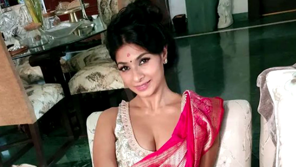 একটি সাক্ষাৎকারে তানিশা জানিয়েছিলেন, তিনি ৩৩ বছর বয়সেই ডিম্বাণু সংরক্ষণ করতে চেয়েছিলেন। কিন্তু যে চিকিৎসকের কাছে তিনি যান, তিনি তাঁকে বাধা দেন। 