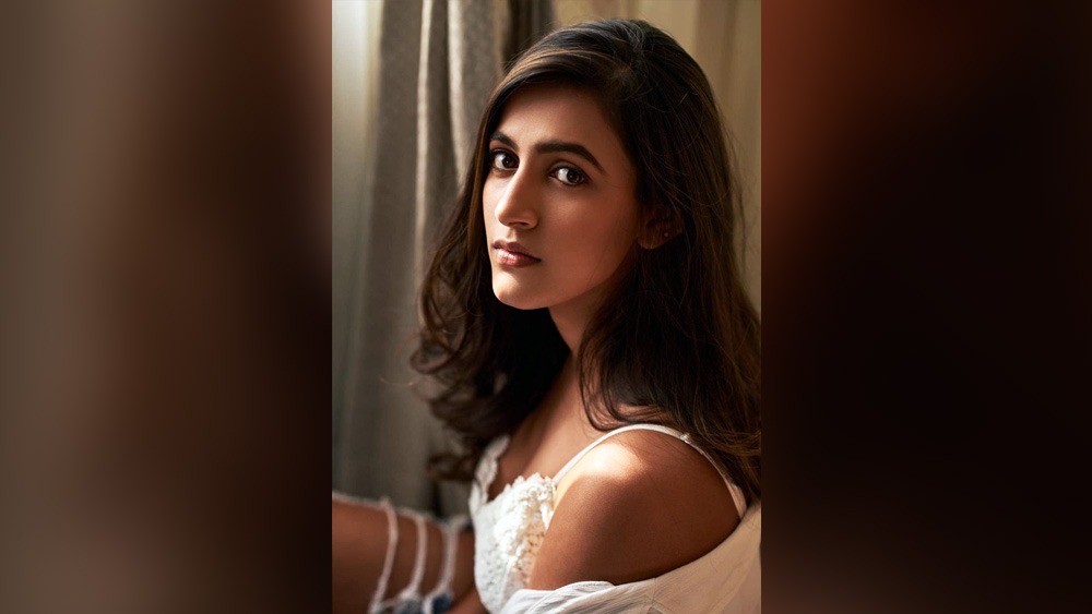 তবে ২০১৬ সালে ‘ওকা মানাসু’-তে অভিষেকের পর থেকে এখনও পর্যন্ত মাত্র পাঁচটি ছবিতে কাজ করেছেন। তার মধ্যে একটি তামিল ছবিও রয়েছে।