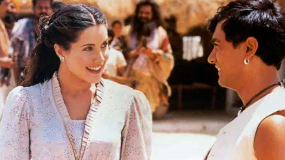 ইংল্যান্ডে বাড়ি রেচেলের। ২৪ বছর বয়স থেকেই অভিনয় জীবন শুরু।