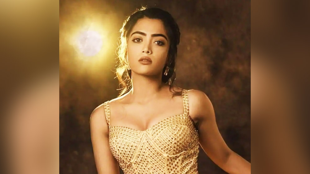  এই সময়টি অত্যন্ত কঠিন ছিল।  নিজের মনের সঙ্গে যুদ্ধ করে স্বাভাবিক জীবনের পথে ফেরা, পুনরায় নিজেকে এগিয়ে নিয়ে যাওয়া সহজ ছিল না৷ 