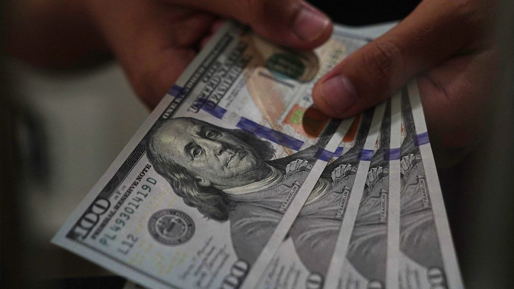 সংস্থাটির দেওয়া তথ্য অনুযায়ী, চিনে ১৮ বছর পর্যন্ত একটি শিশুকে পড়াতে খরচ হয় ৭৫ হাজার ডলার (প্রায় ৫৭ লক্ষ টাকা)। পরবর্তীকালে বিশ্ববিদ্যালয়ে পড়াতে খরচ হয় ২২ হাজার ডলার (প্রায় ১৭ লক্ষ টাকা)।