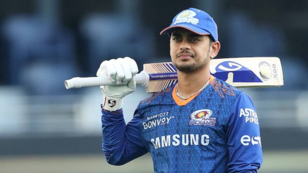 কমলা টুপির দৌড়ে চার নম্বরে রয়েছেন ঈশান কিশন। মুম্বই ইন্ডিয়ান্স এখনও পর্যন্ত জিততে না পারলেও ব্যাট হাতে চার ম্যাচে ১৭৫ রান করেছেন ঈশান। তিনিও দু’টি অর্ধশতরান করেছেন।