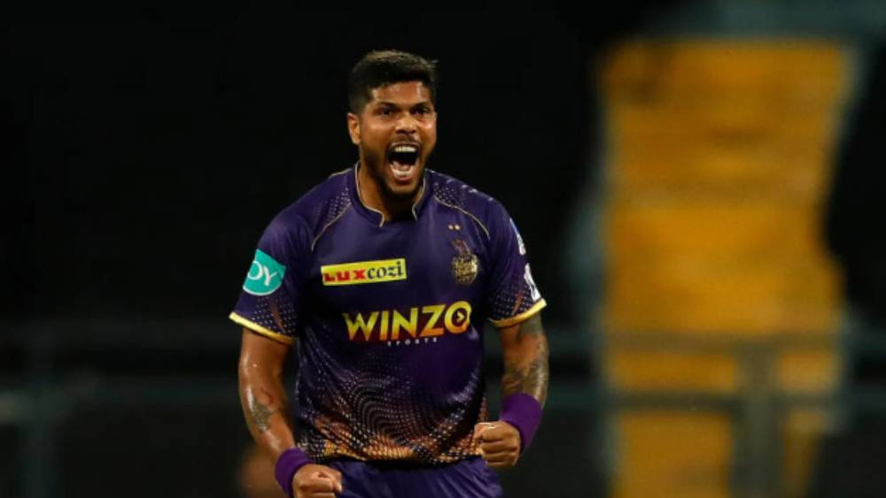 তিন নম্বরে রয়েছেন কলকাতার পেসার উমেশ যাদব। আইপিএলের প্রথম ম্যাচ থেকে ছন্দে রয়েছেন তিনি। পাঁচ ম্যাচে ১০ উইকেট নিয়েছেন উমেশ। সেরা ২৩ রান দিয়ে ৪ উইকেট। সমান সংখ্যক উইকেট হলেও কুলদীপ ম্যাচ কম খেলায় উপরে রয়েছেন।