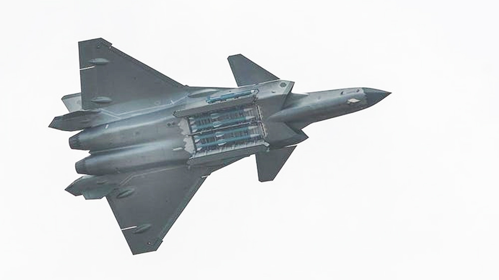 তাৎপর্যপূর্ণ ভাবে সার্বিয়ার পাশাপাশি রাশিয়া এবং চিনও স্বাধীন দেশ হিসেবে কসোভোকে স্বীকৃতি দেয় না। ২০০৮ সালে সার্বিয়া থেকে বেরিয়ে একতরফা স্বাধীনতা ঘোষণা করেছিল কসোভো। সেখান থেকেই সামরিক সঙ্ঘাতের সূত্রপাত। 