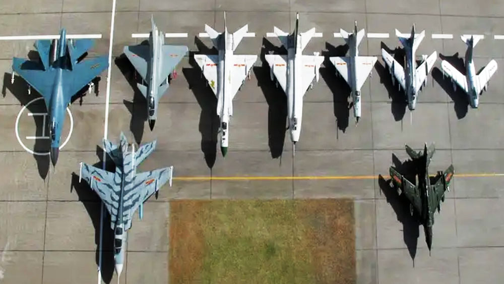 নজরদারির পাশাপাশি ‘উইং লুং’ সিরিজের ড্রোনগুলি বোমা এবং ক্ষেপণাস্ত্রের সাহায্যে মাটিতে থাকা লক্ষ্যবস্তুতে আঘাত হানতে সক্ষম। 