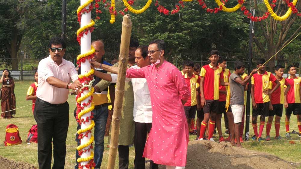 ইস্টবেঙ্গল ক্লাবে বার পুজো।